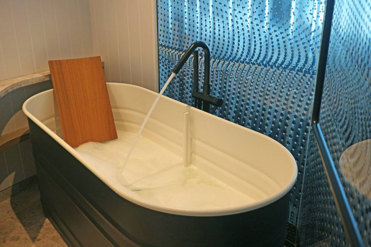 Clawfoot Tub With Jets: 7 Proven Tips to Avoid Costly Mistakes